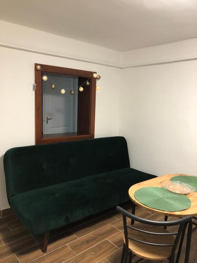 Mormota Vendeghaz Apartment Mezokovesd Bagian luar foto