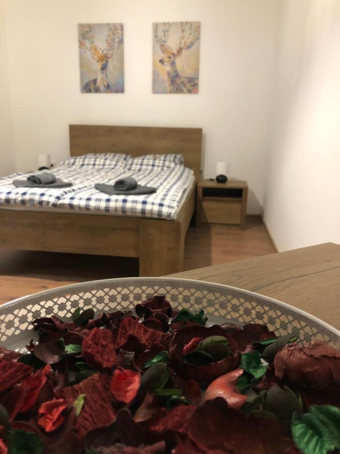 Mormota Vendeghaz Apartment Mezokovesd Bagian luar foto