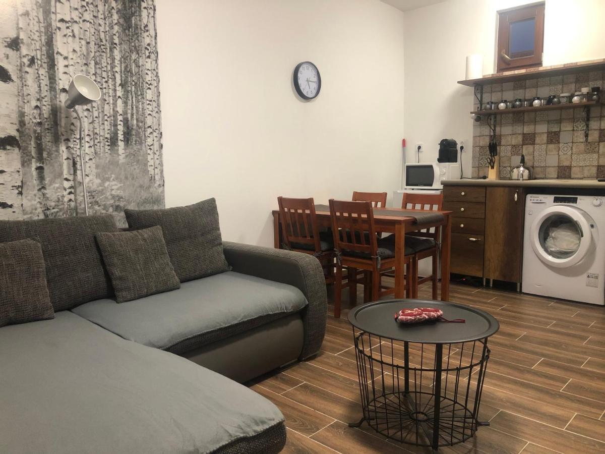 Mormota Vendeghaz Apartment Mezokovesd Bagian luar foto